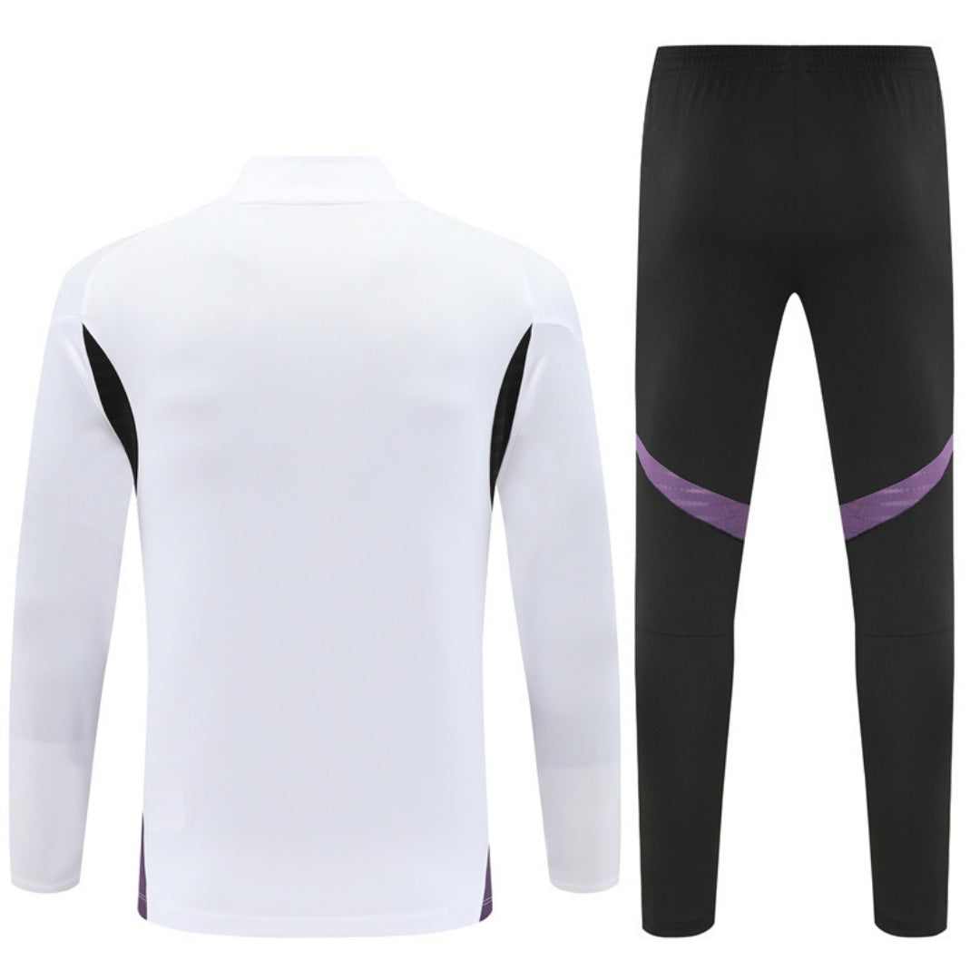 Manchester United 2025/26 White Tracksuit