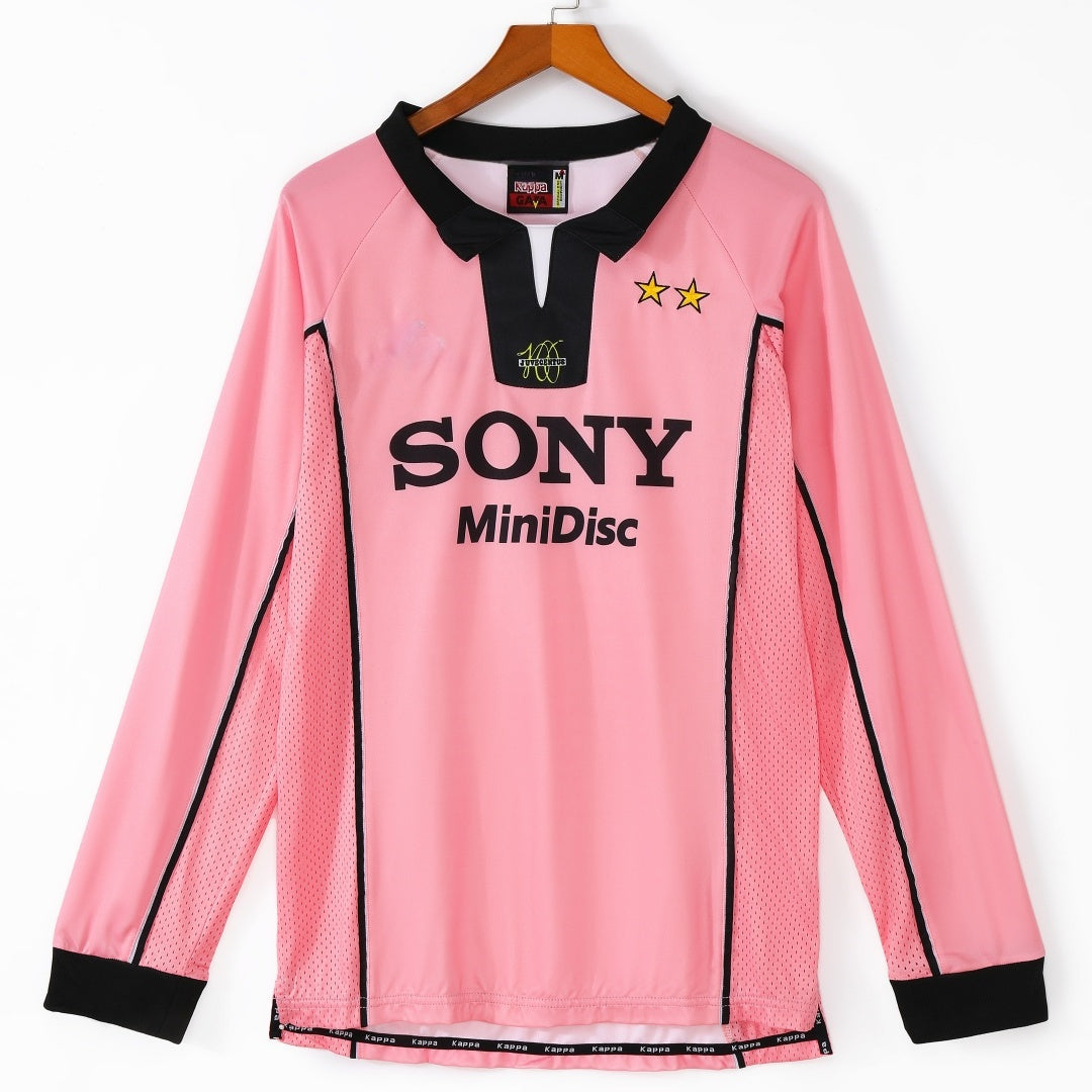 Juventus 1997/98 Away Retro Long Sleeve Jersey