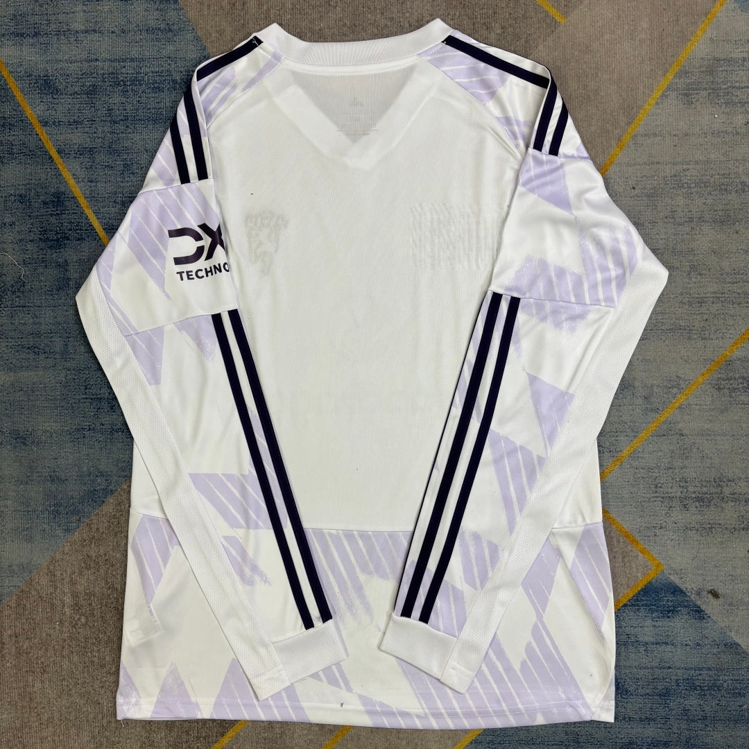 Manchester United 2025/26 Away Long Sleeve Jersey