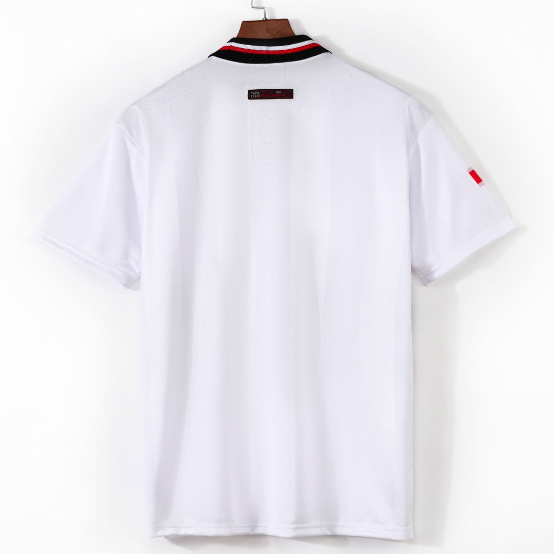 Manchester United 1998/99 Away Retro Jersey