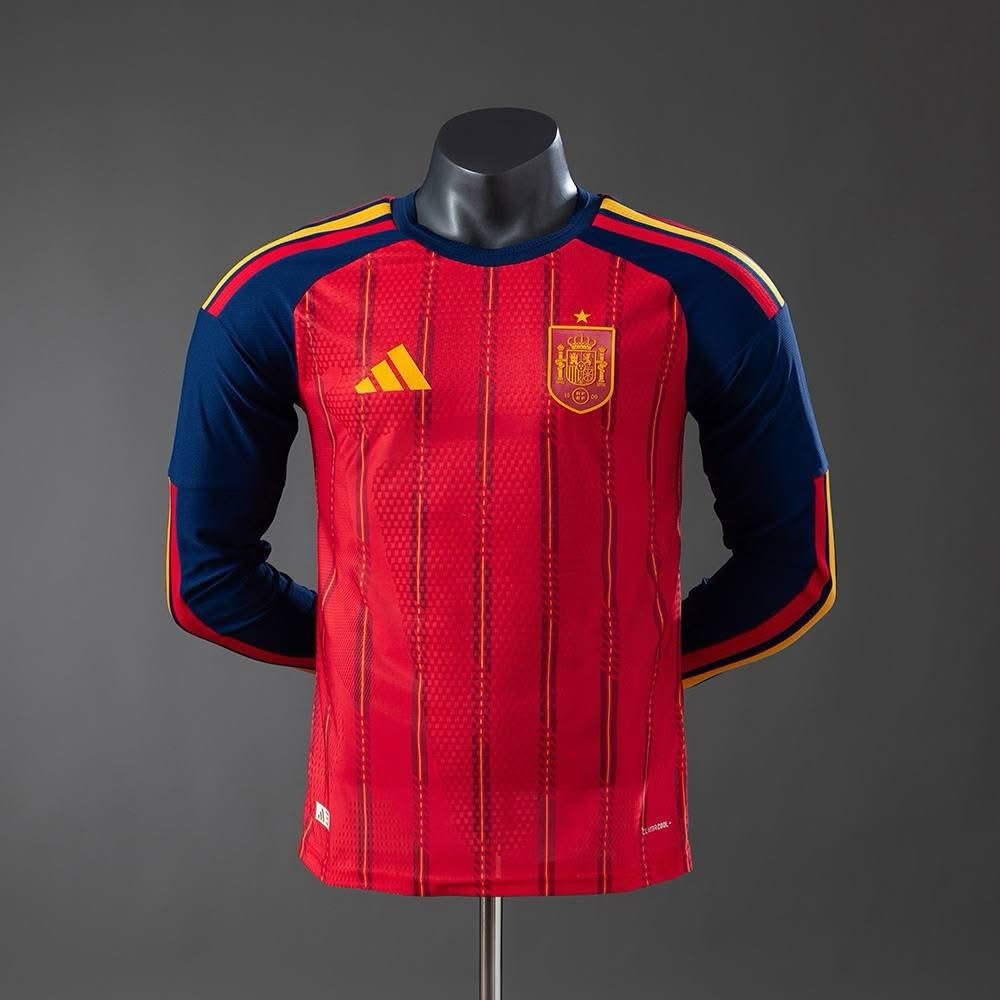 Spain 2025/26 Home Long Sleeve Player Version Jersey